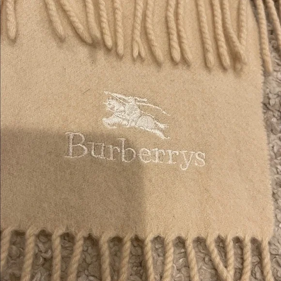 Burberry Vintage Beige 100% Cashmere Scarf - Picture 5 of 10